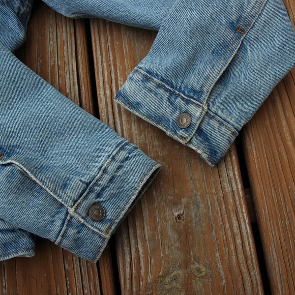 Levi’s Women’s Denim Jacket M – Sherpa Collar – Cozy & Classic – READ - Picture 11 of 14
